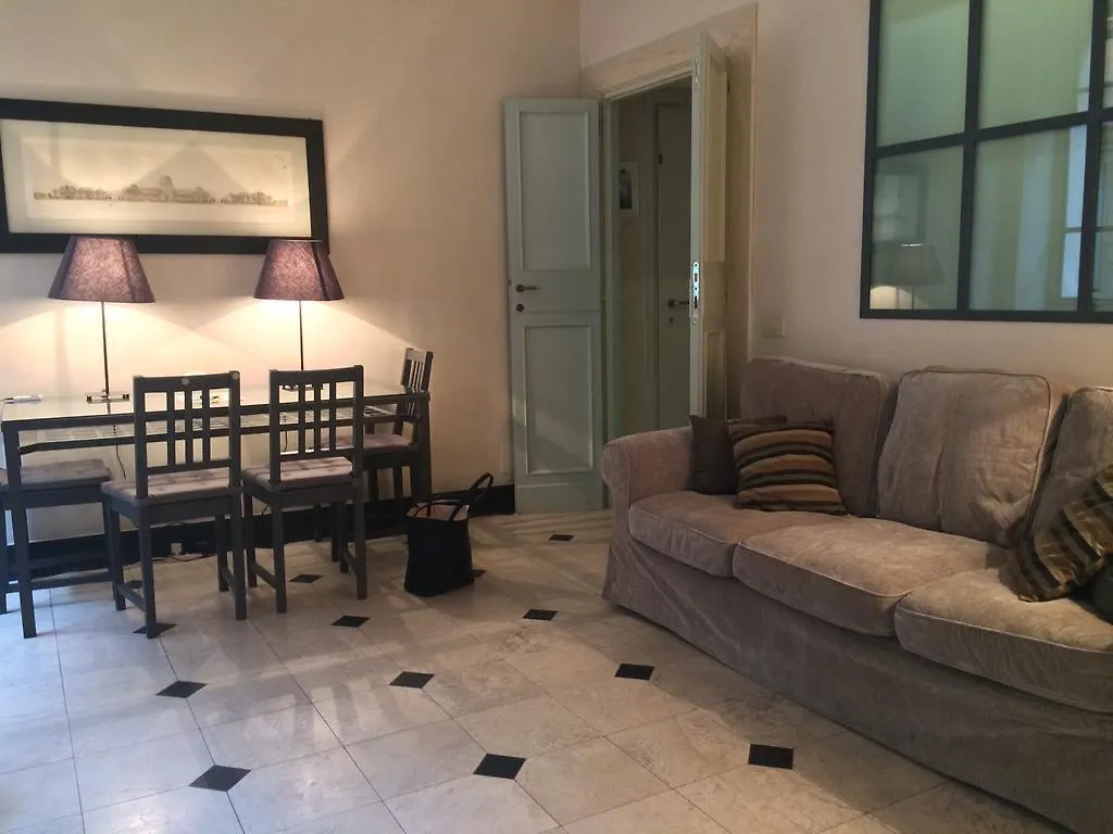 Appartamento La Casa In Vetrina Roma