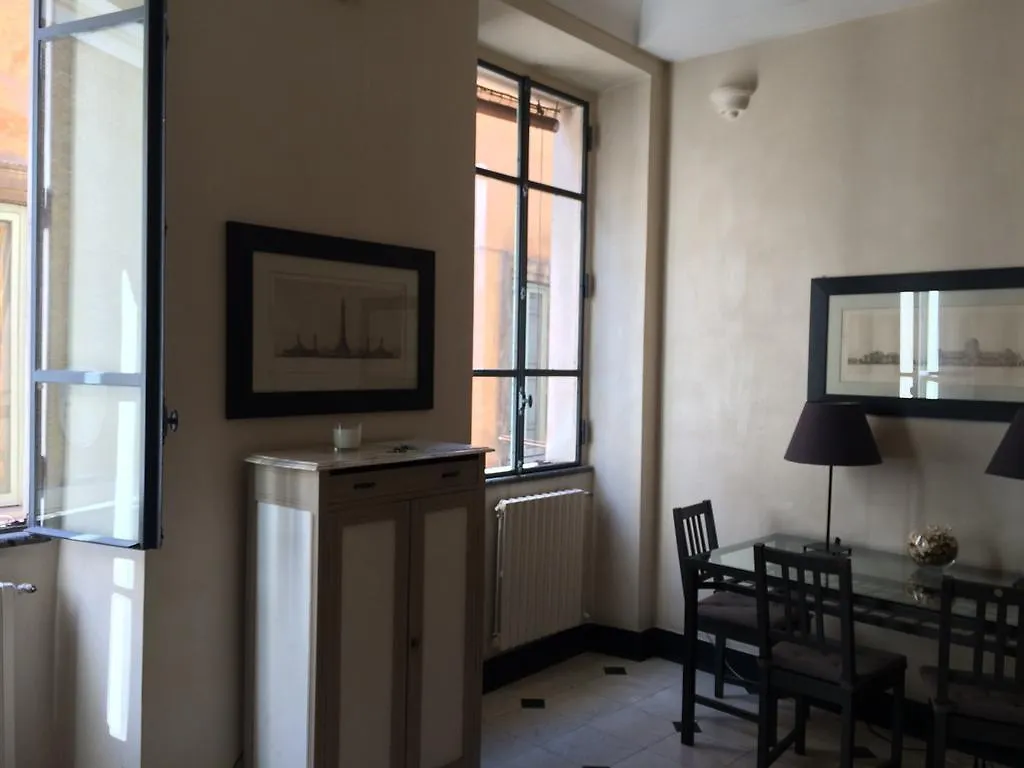 Appartamento La Casa In Vetrina Roma Italia