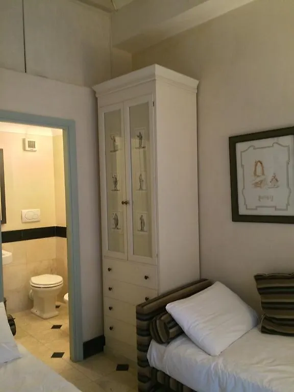 Appartamento La Casa In Vetrina Roma Italia