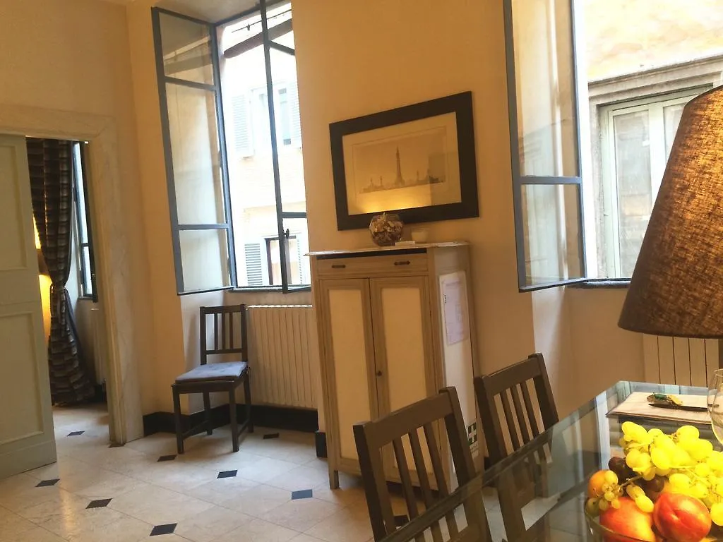 Appartamento La Casa In Vetrina Roma Italia
