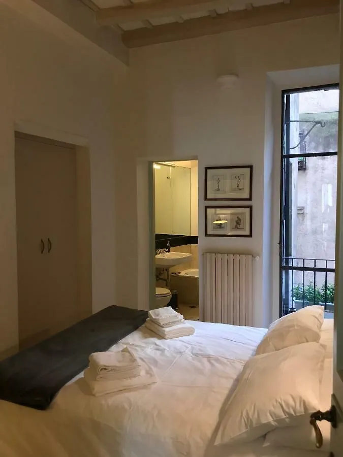 Appartamento La Casa In Vetrina Roma